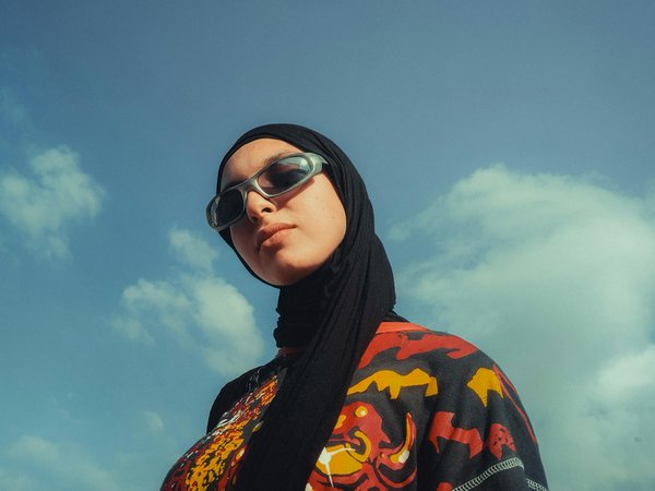 Elevate your contemporary style: the ultimate guide to styling antique brooches in the uk